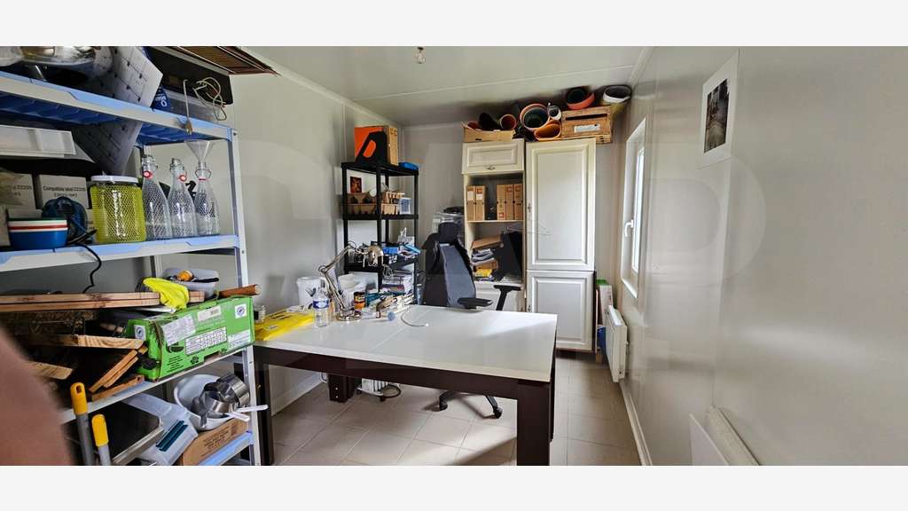 Exclusivité AV bâtiment d’activité à La Mézière