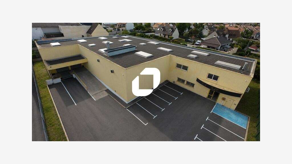 Vente Local d'activité 1400m² La ville du bois