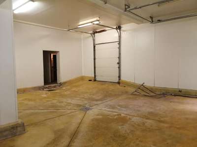 A vendre entrepôt 900m² à Lacaune
