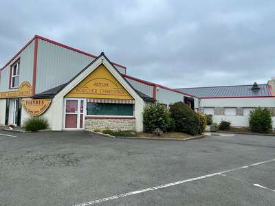 Local d'activité de 450m² à vendre à Lamballe