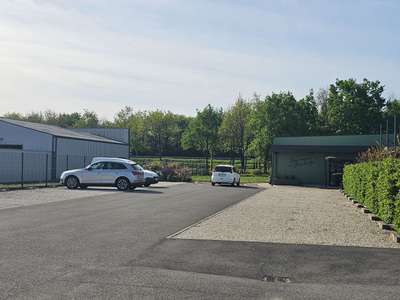 Vente bâtiment d'activité bureaux à Landeronde