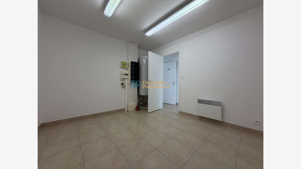 Vente local d'activité 218m² à Languidic