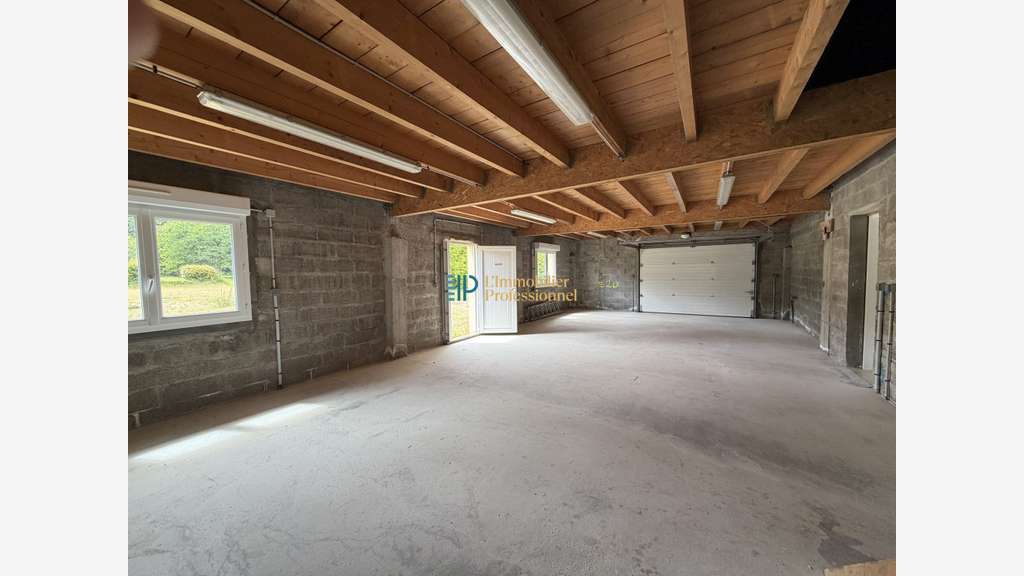 Vente local d'activité 218m² à Languidic