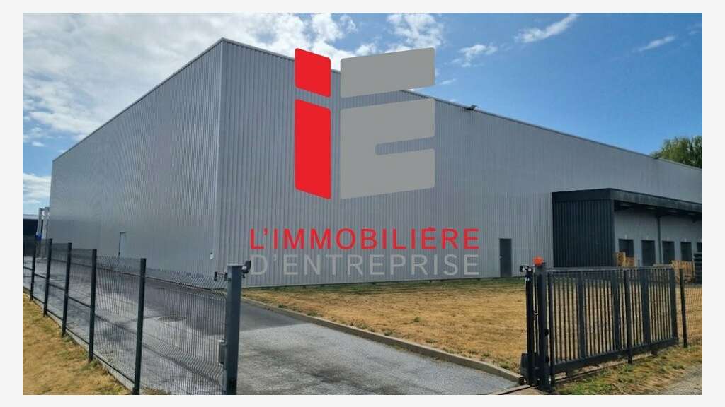Local d'activité récent 2600m² à vendre Languidic
