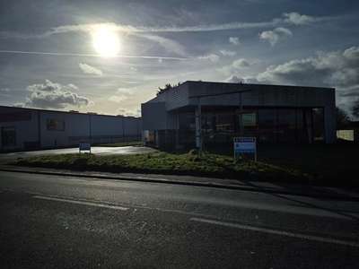 Local commercial de 431m² à vendre à Lannion