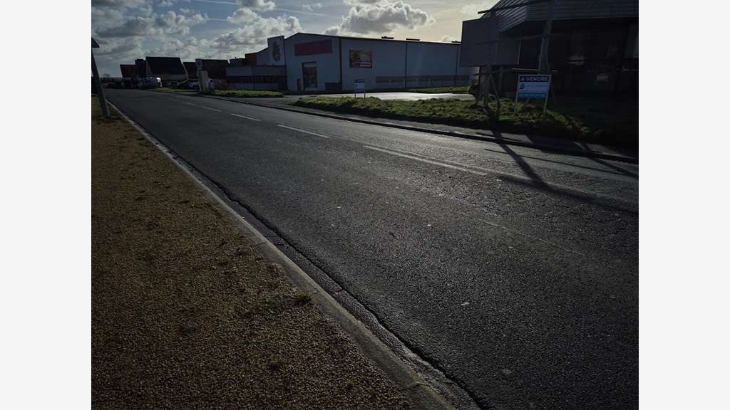 Local commercial de 431m² à vendre à Lannion
