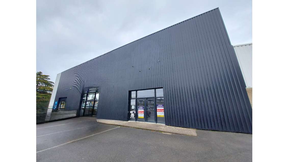 À vendre local d'activité 260m² à Laval