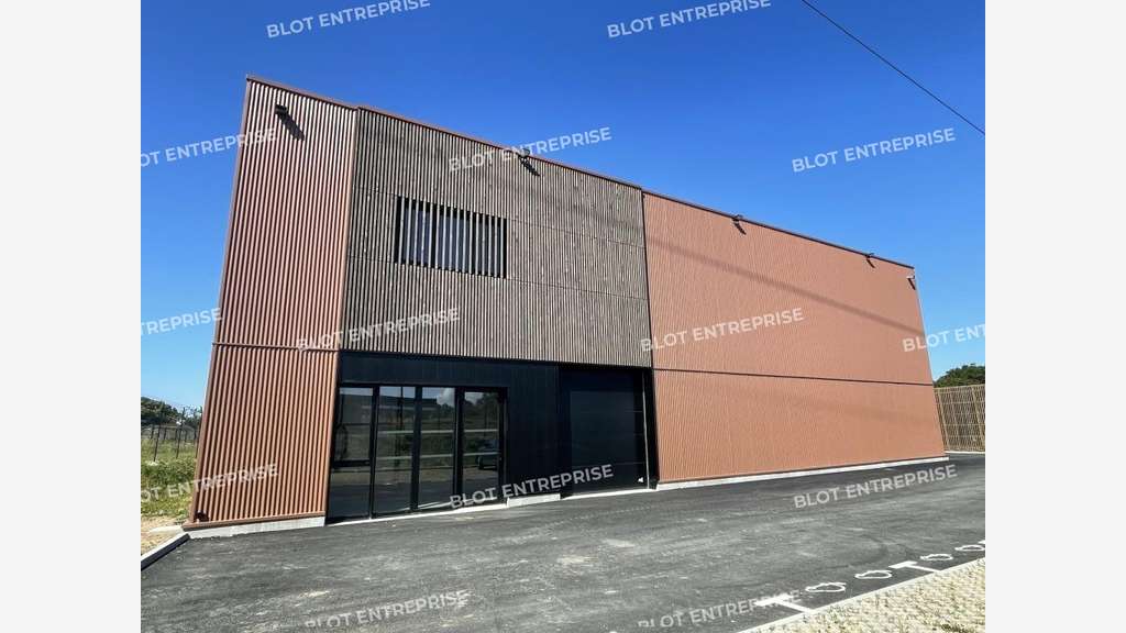 A vendre cellule d'activités 215m² zone du Bignon