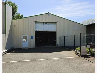 AV local artisanal équipé de 294m² Île d'Oléron