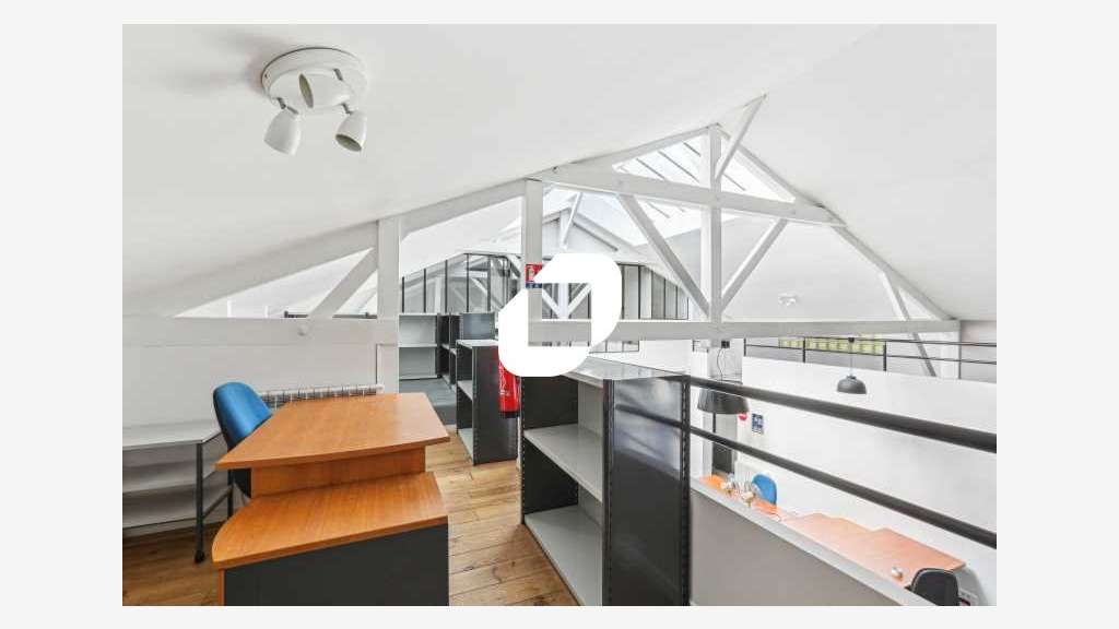 Vente Local d'activité 189m² Le kremlin bicetre