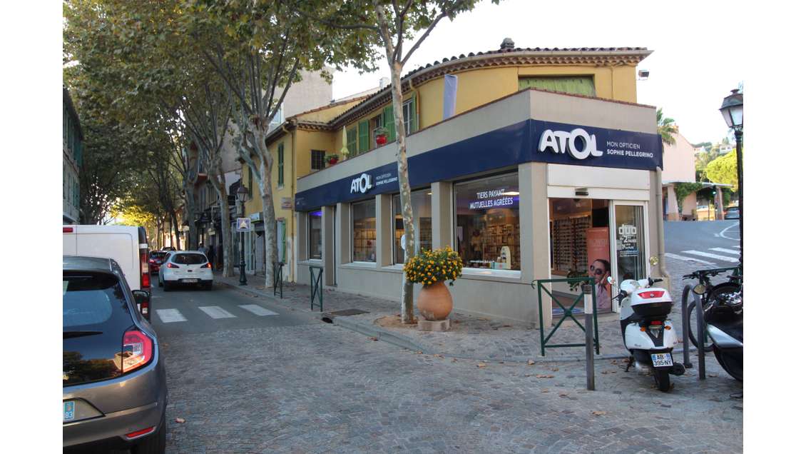 Vente murs commerciaux centre ville du Lavandou