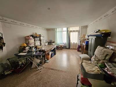 AV murs local commercial + studio + remise au Luc