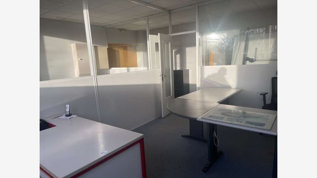Vente local d'activité de 600m² Le Mans Technoparc