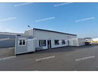 Vente Locaux d'activités - Entrepôts au Sourn