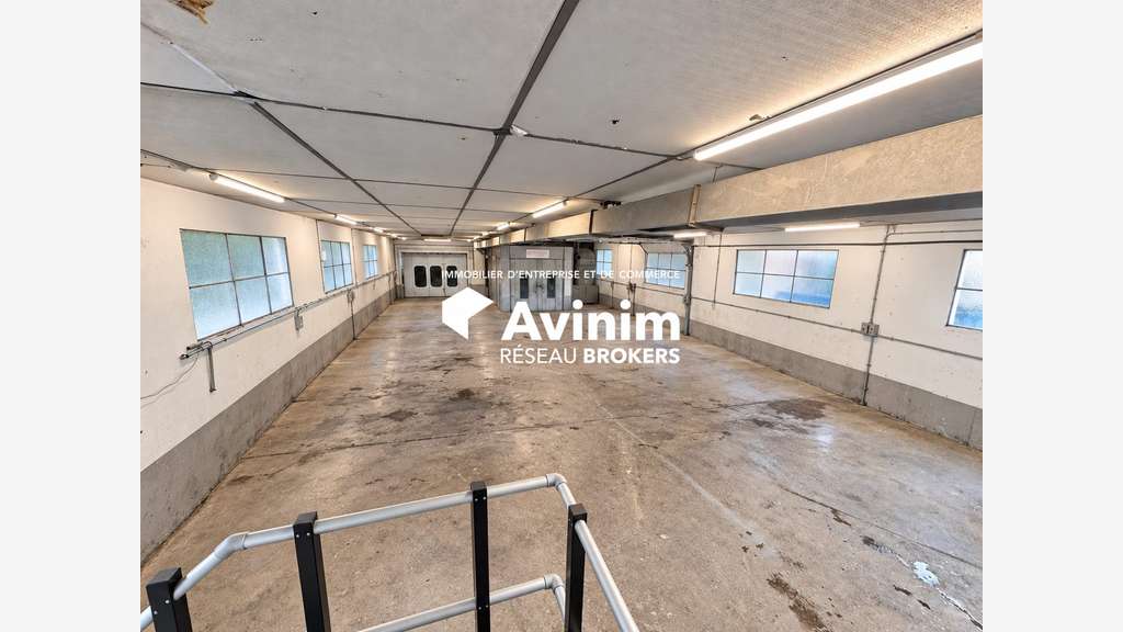 Local d'activité indépendant 500 m² – Terrain clos
