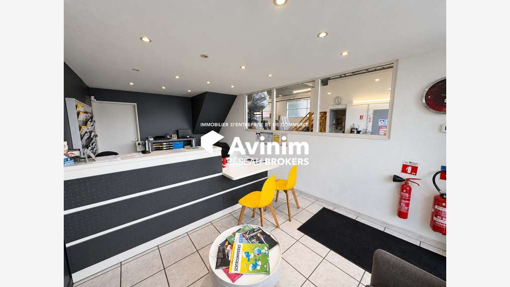 Local d'activité indépendant 500 m² – Terrain clos