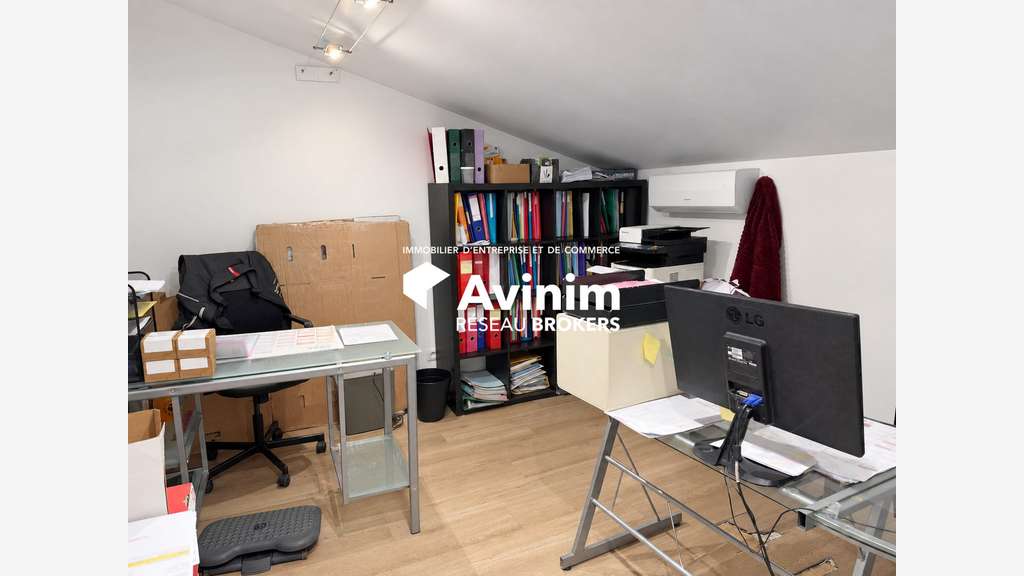 Local d'activité indépendant 500 m² – Terrain clos