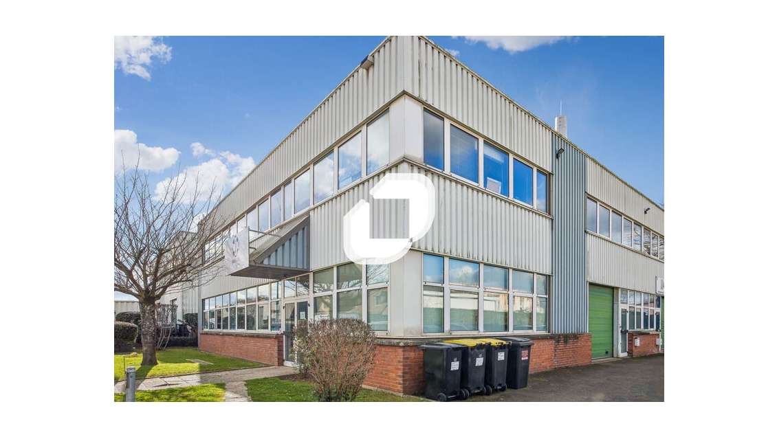 Vente Local d'activité 395m² Les essarts le roi