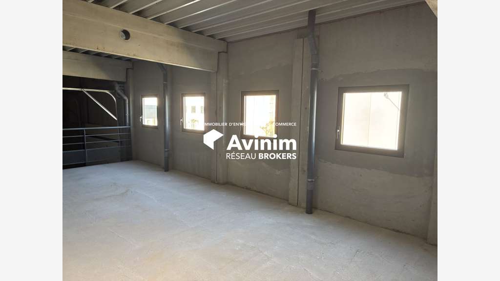 Vente locaux neufs 205m² aux Pennes Mirabeau