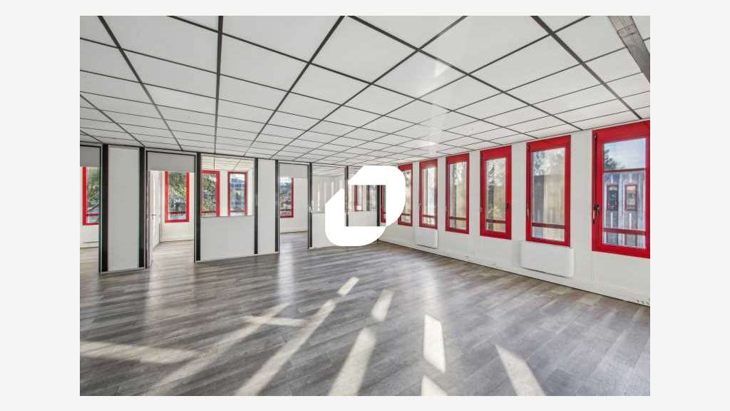 Vente Local d'activité 712m² Les ulis