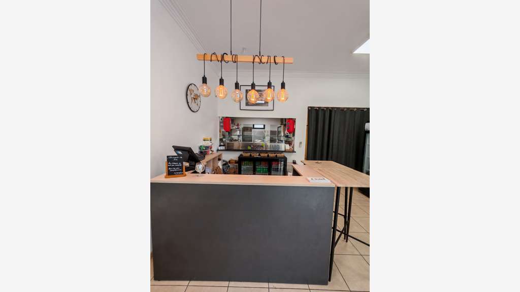 AV Murs + FDC restaurant plats à emporter Leucate