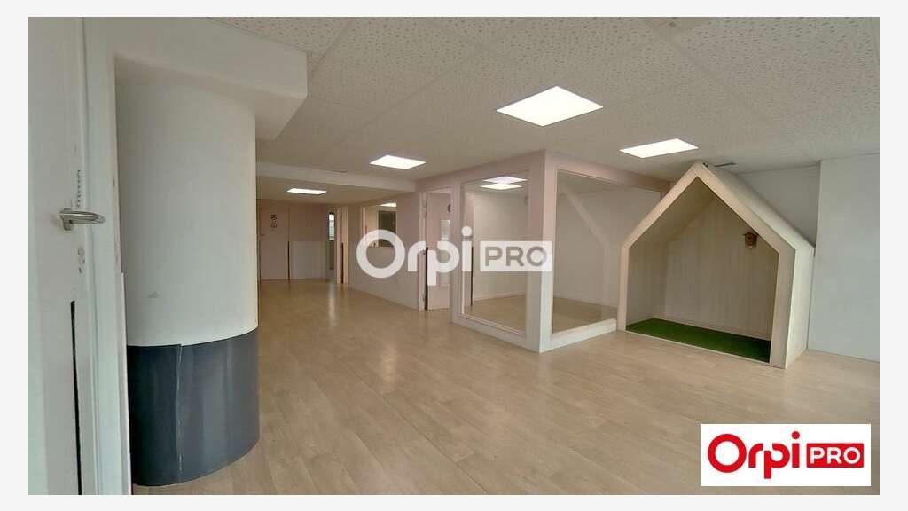 Vente local professionnel de 171m² à Lille (59800)