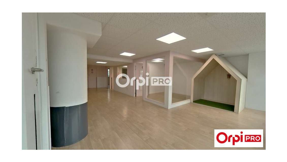 Vente local professionnel de 171m² à Lille (59800)