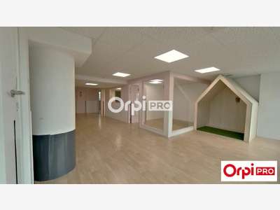 Vente local professionnel de 171m² à Lille (59800)