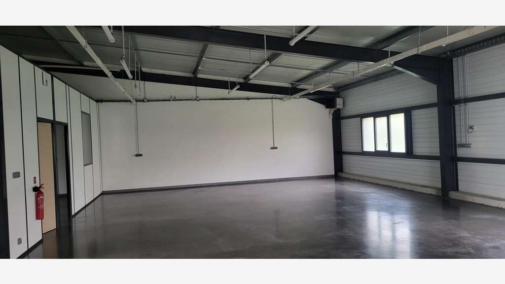 Vente local d'activité 364m² à Limoges prox Ester
