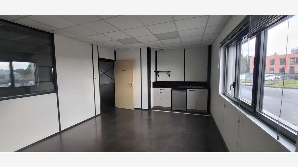 Vente local d'activité 364m² à Limoges prox Ester