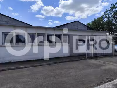 Locaux 1240m² à vendre Limoges Sud Margret Romanet