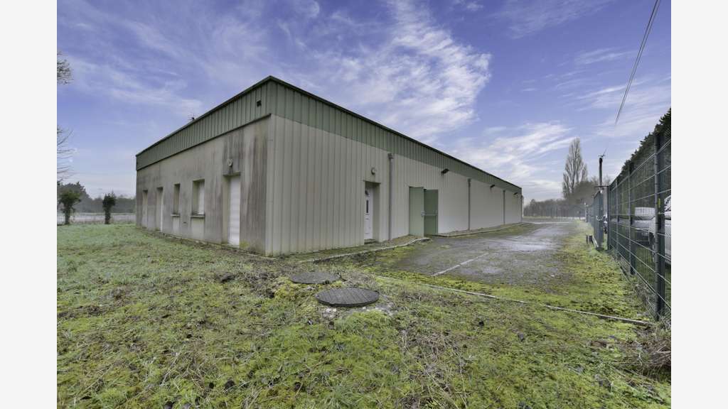 Vente local activité 514m² à Loir-en-Vallée
