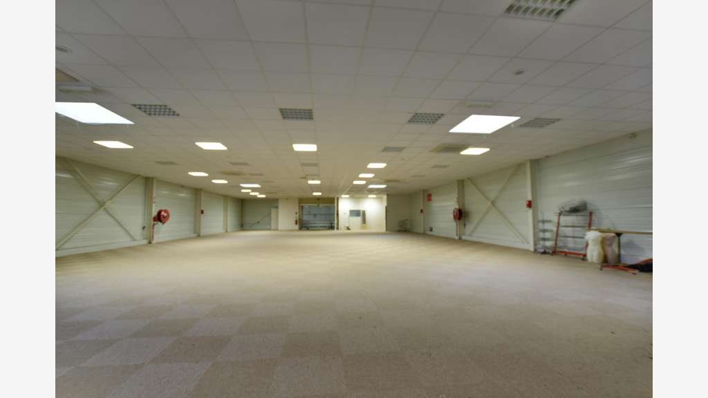 Vente local activité 514m² à Loir-en-Vallée