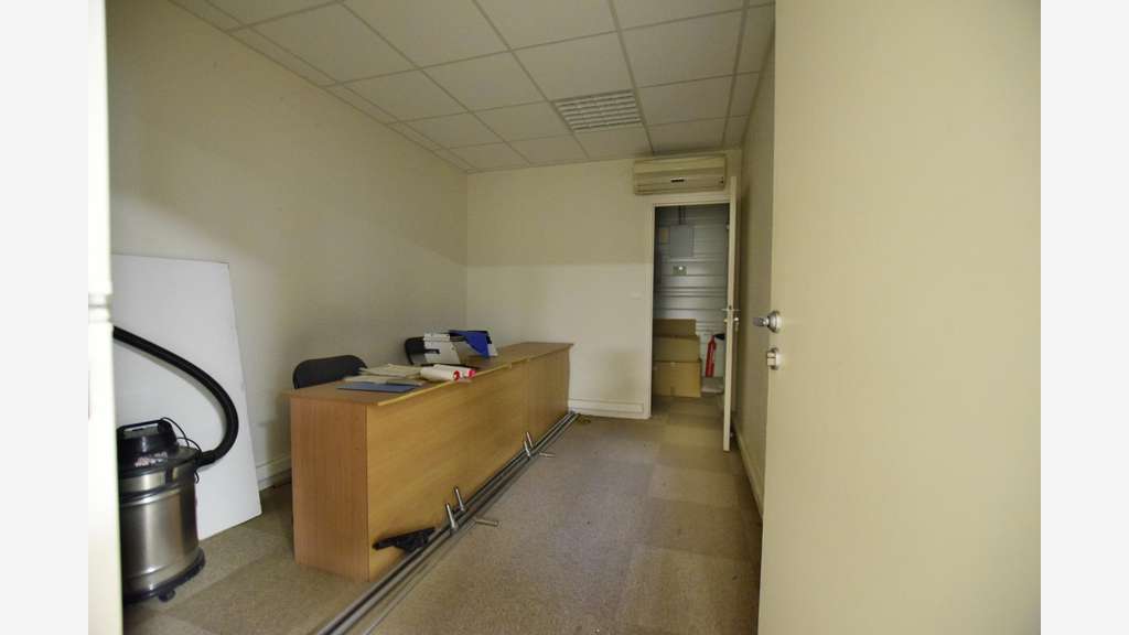 Vente local activité 514m² à Loir-en-Vallée