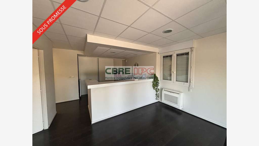 AV bâtiment d'activités 500m² avec bureaux à Lons