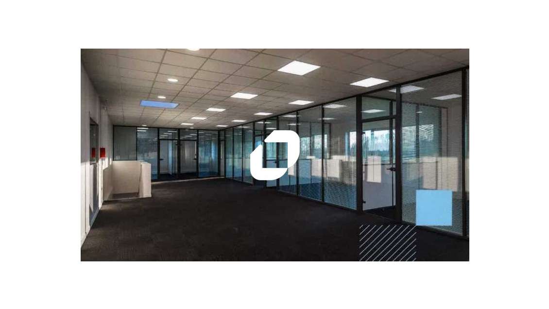 Vente Local d'activité 1323m² Louvres