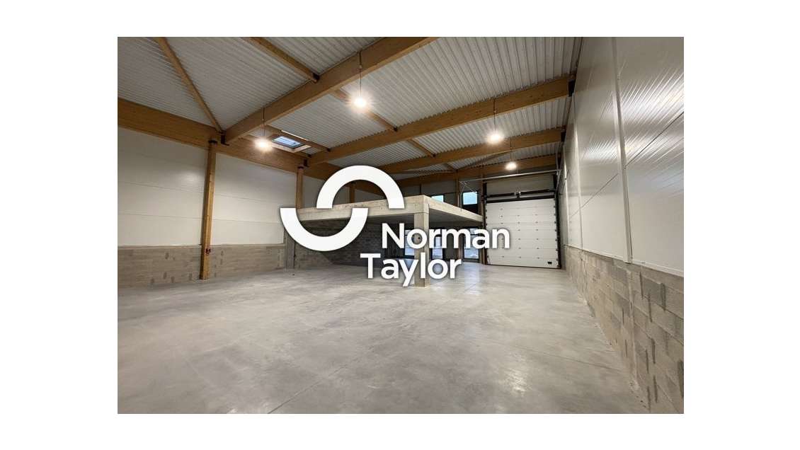 Locaux activité à vendre Gallargues ZAC Pôle Actif