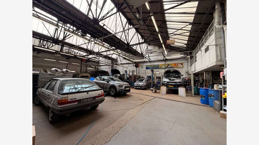 Rare - locaux d'activité à Lyon