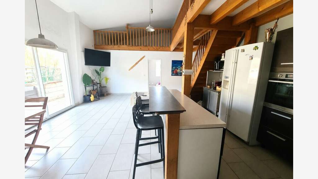 Local d'activité de 372m² à vendre à Magescq