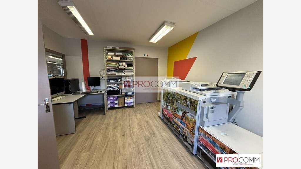 Local d'activité de 362m² à vendre à Mainvilliers