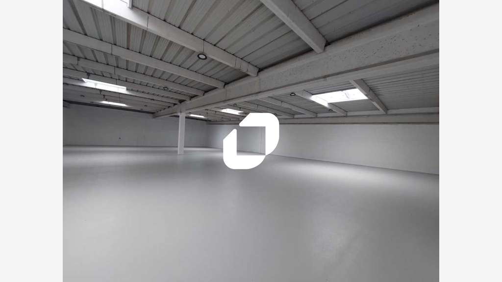 Vente Local d'activité 980m² Maurepas