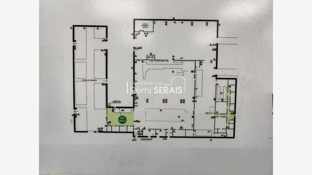 AV bâtiment industriel 6600m² à Mayenne