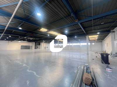 Vente Locaux d'activités - Entrepôts à Meaux