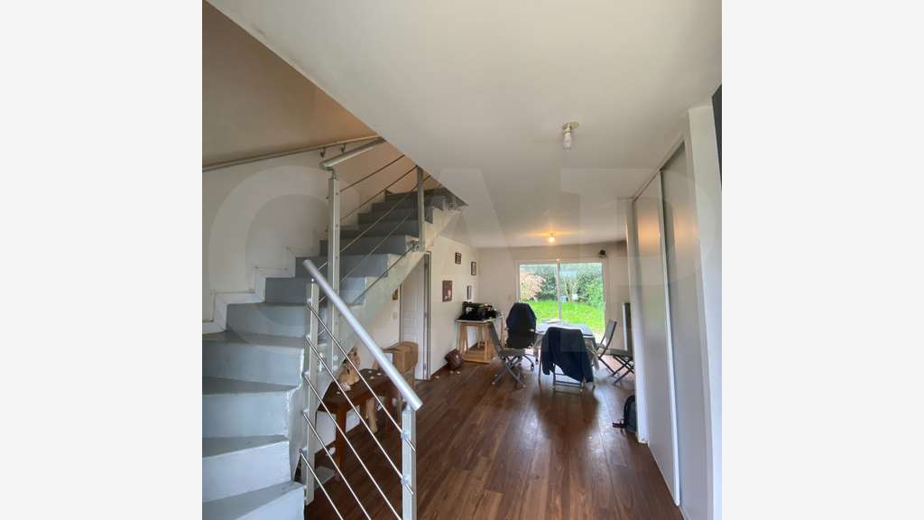 A vendre local d'activité 273m² à Merlevenez