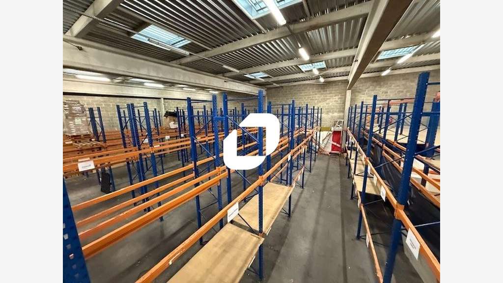 Vente Local d'activité 903m² Mery sur oise