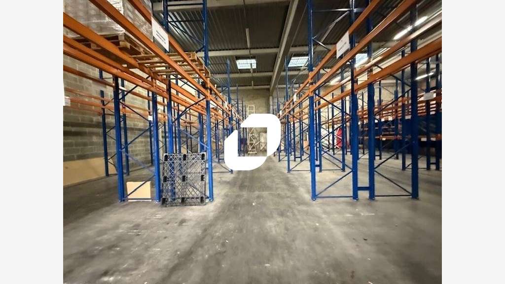 Vente Local d'activité 903m² Mery sur oise