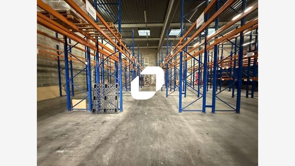 Vente Local d'activité 903m² Mery sur oise