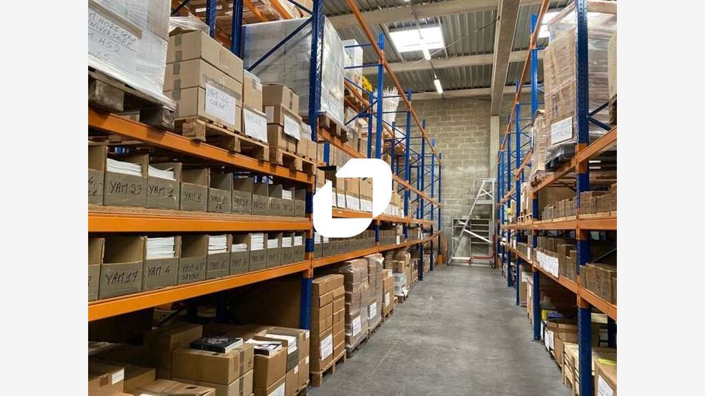 Vente Local d'activité 903m² Mery sur oise