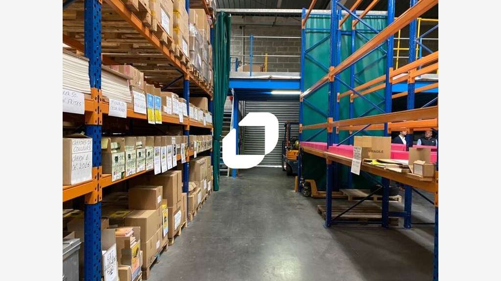 Vente Local d'activité 903m² Mery sur oise
