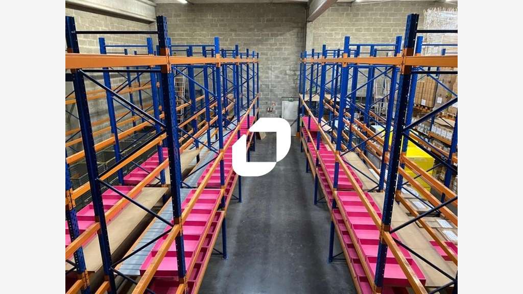 Vente Local d'activité 903m² Mery sur oise